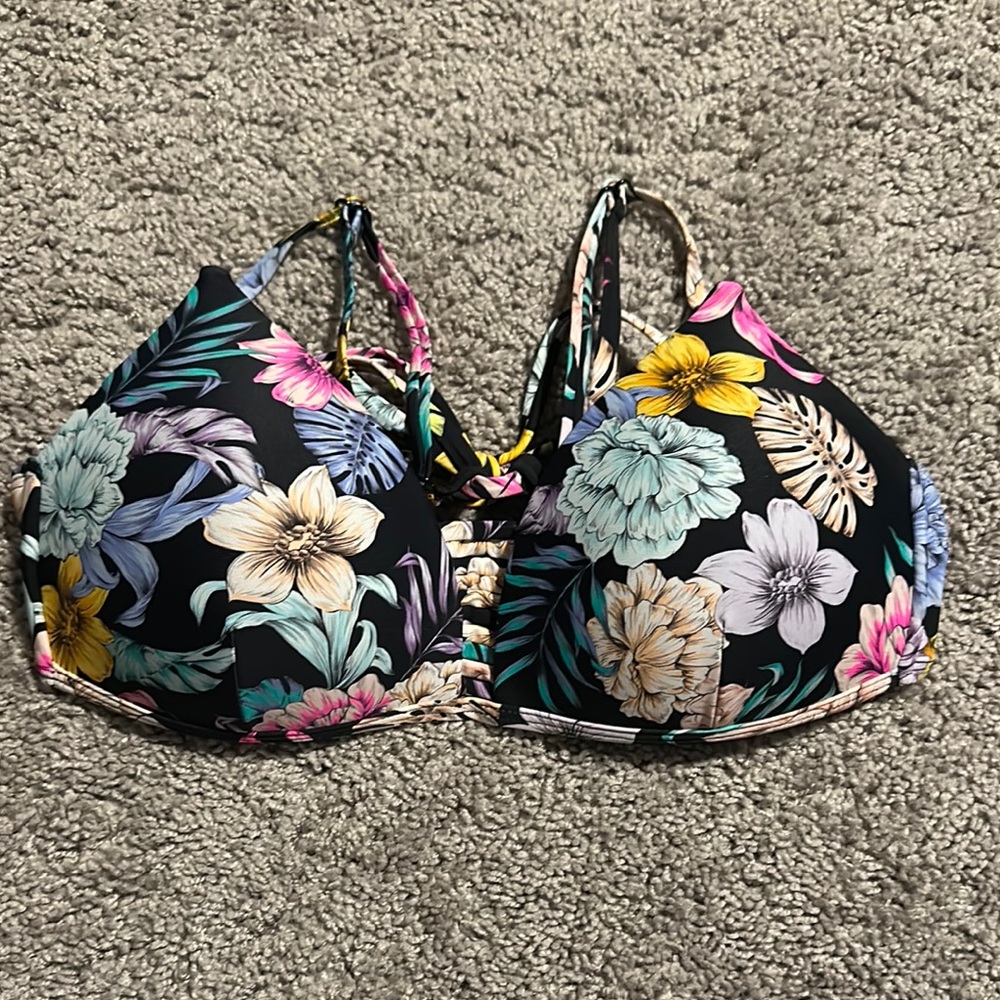 Black Bra with Molded Cups and Adjustable Straps